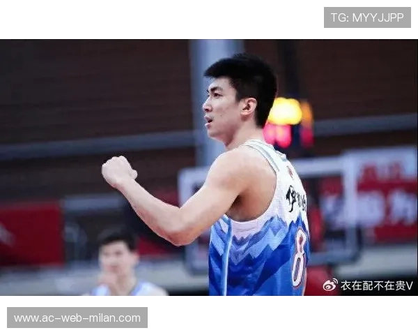 CBA唐才育三分训练更稳定——破解三分球的神秘密码 CBA唐才育三分训练更稳定——破解三分球的神秘密码